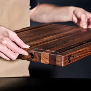 Walnut Cutting Board. Large