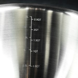 Stainless Mixing Bowl Set with Vacuum Seal Lids. 6pc