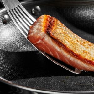 Hybrid Fry Pan with Lid. 7