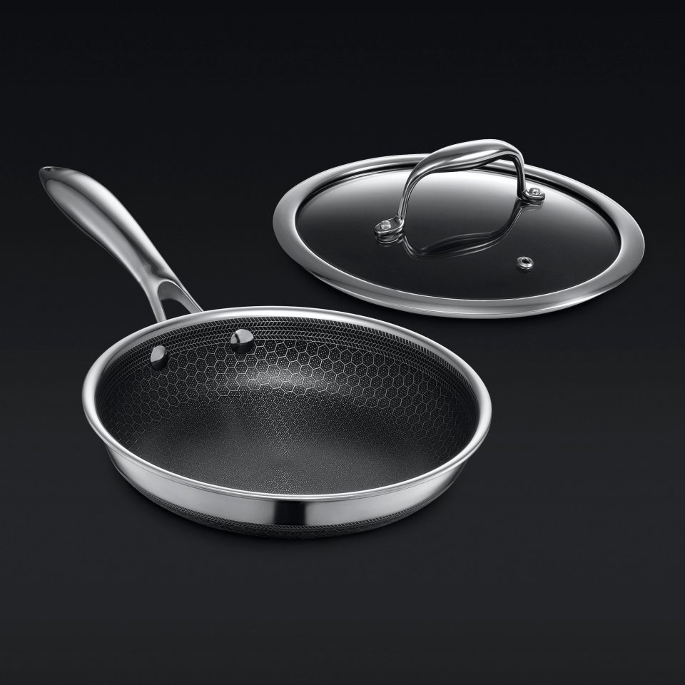 Hybrid Fry Pan with Lid. 8